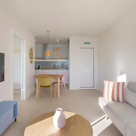 Lobamar Lägenhetshotell 3*