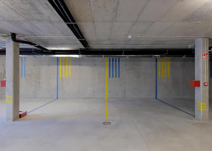 Aparthotel Lobamar 3*